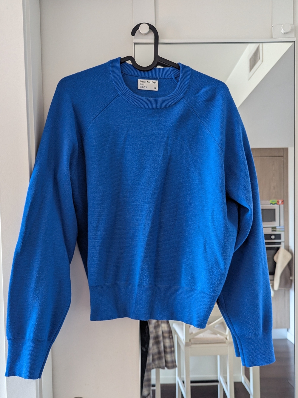 Womens Relaxed Fit Royal Blue Crewneck Sweater Size XS S